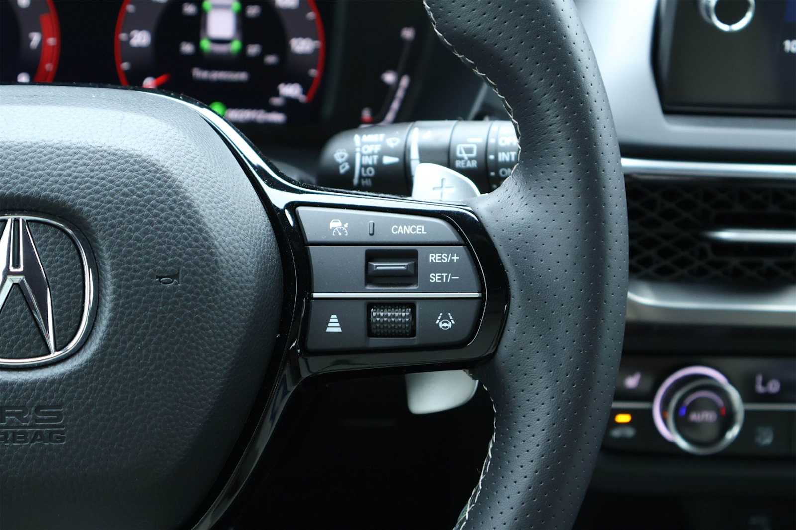 Thumbnail: 2025 Acura ADX - 23