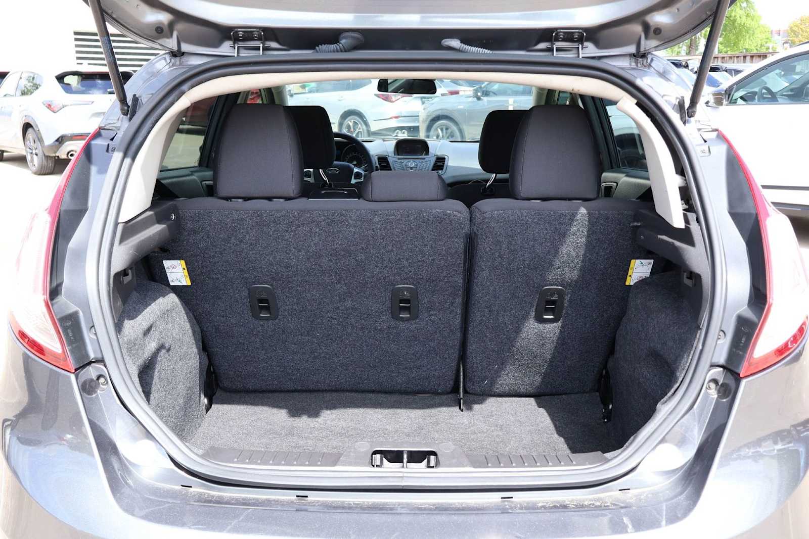 Thumbnail: 2018 Ford Fiesta - 19