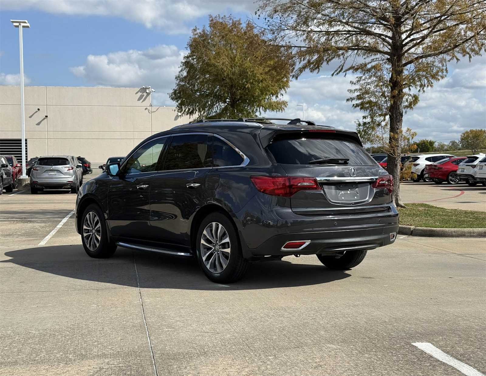 Thumbnail: 2014 Acura MDX - 4