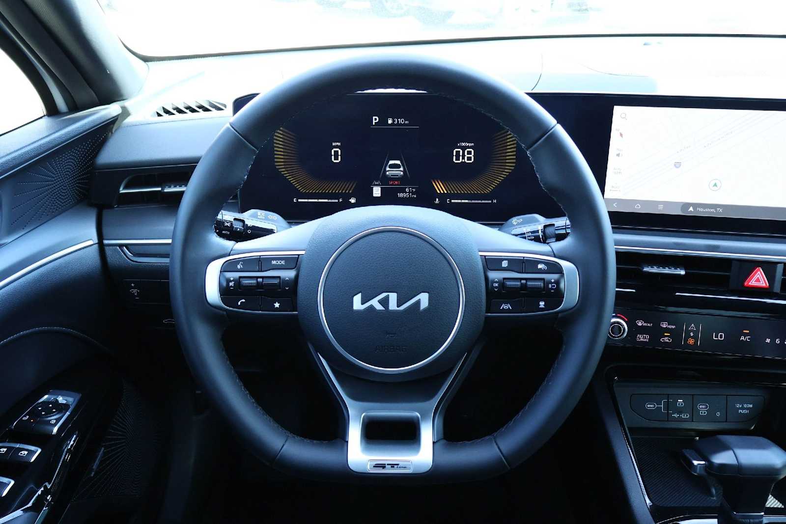 Thumbnail: 2025 Kia K5 - 15