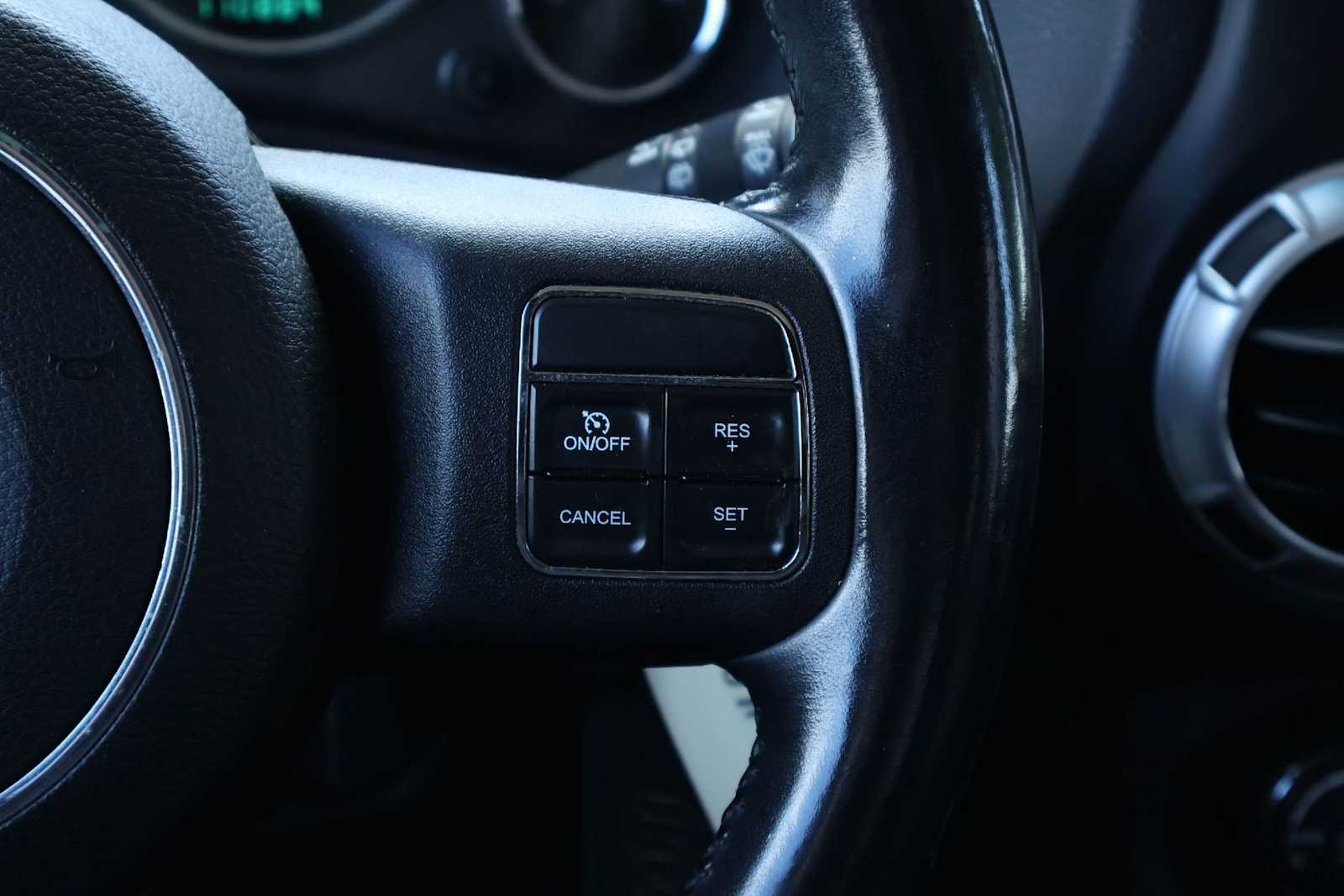Thumbnail: 2012 Jeep Wrangler - 23