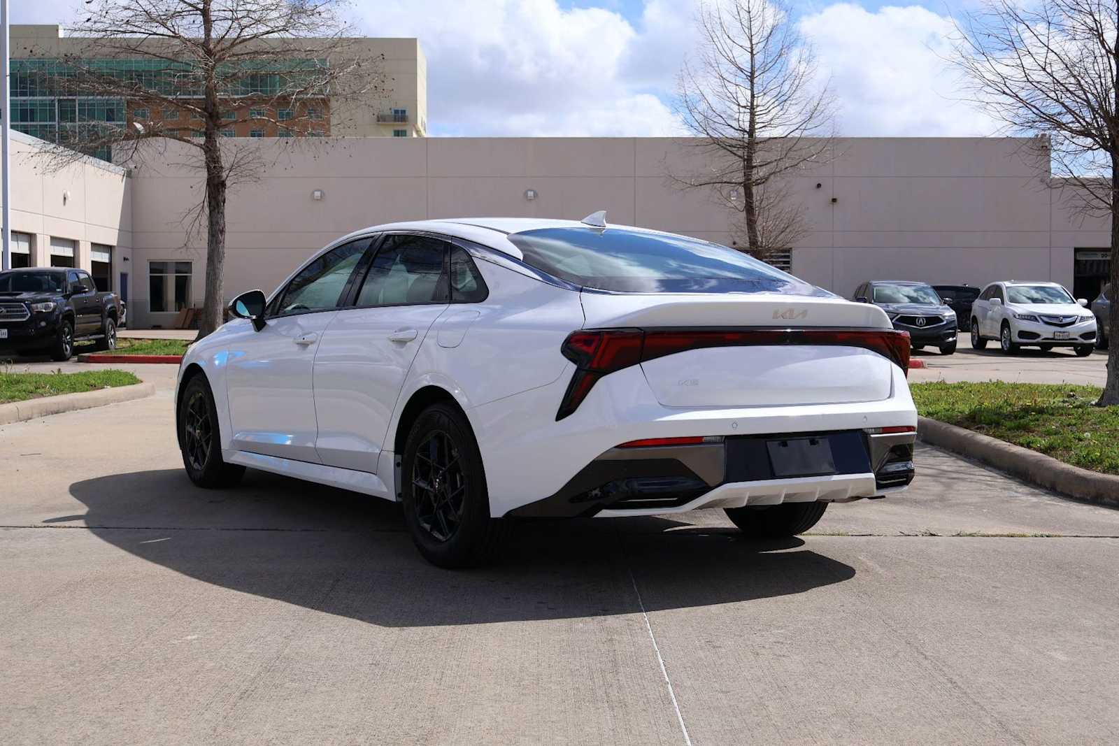 Thumbnail: 2025 Kia K5 - 4