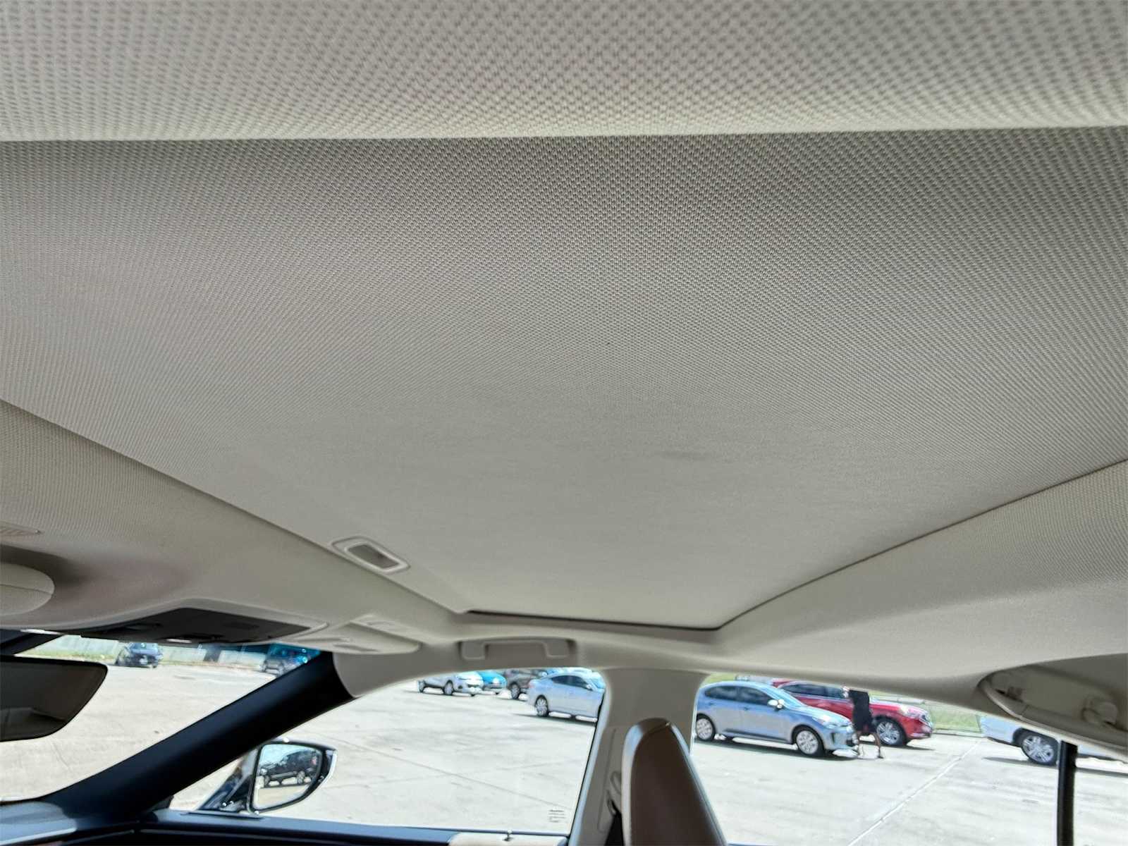 Thumbnail: 2019 Lexus ES - 28