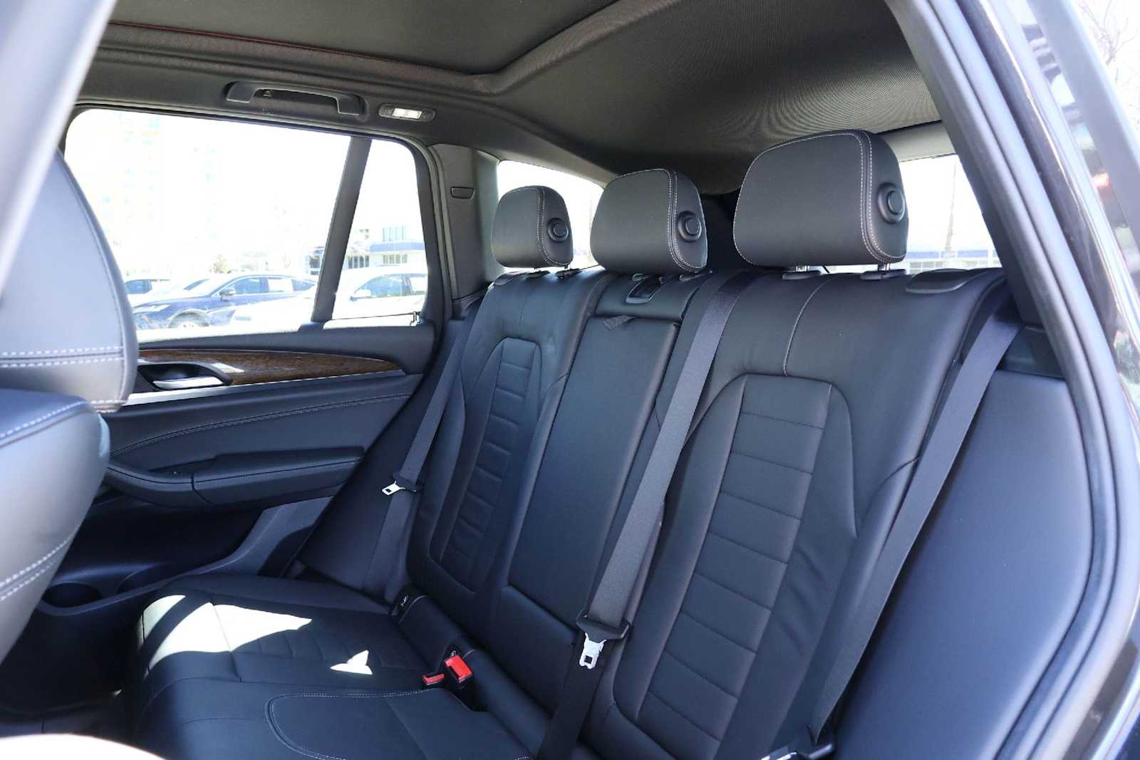 Thumbnail: 2019 BMW X3 - 13