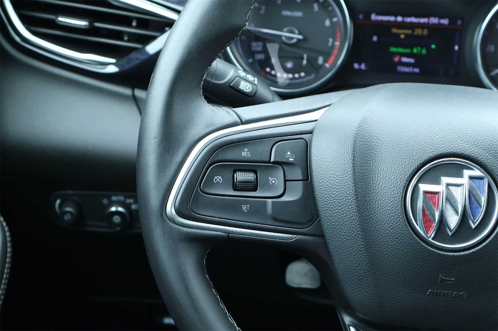 Thumbnail: 2020 Buick Encore GX - 22