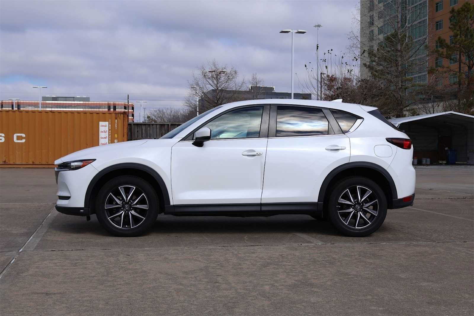 Thumbnail: 2018 Mazda CX-5 - 3