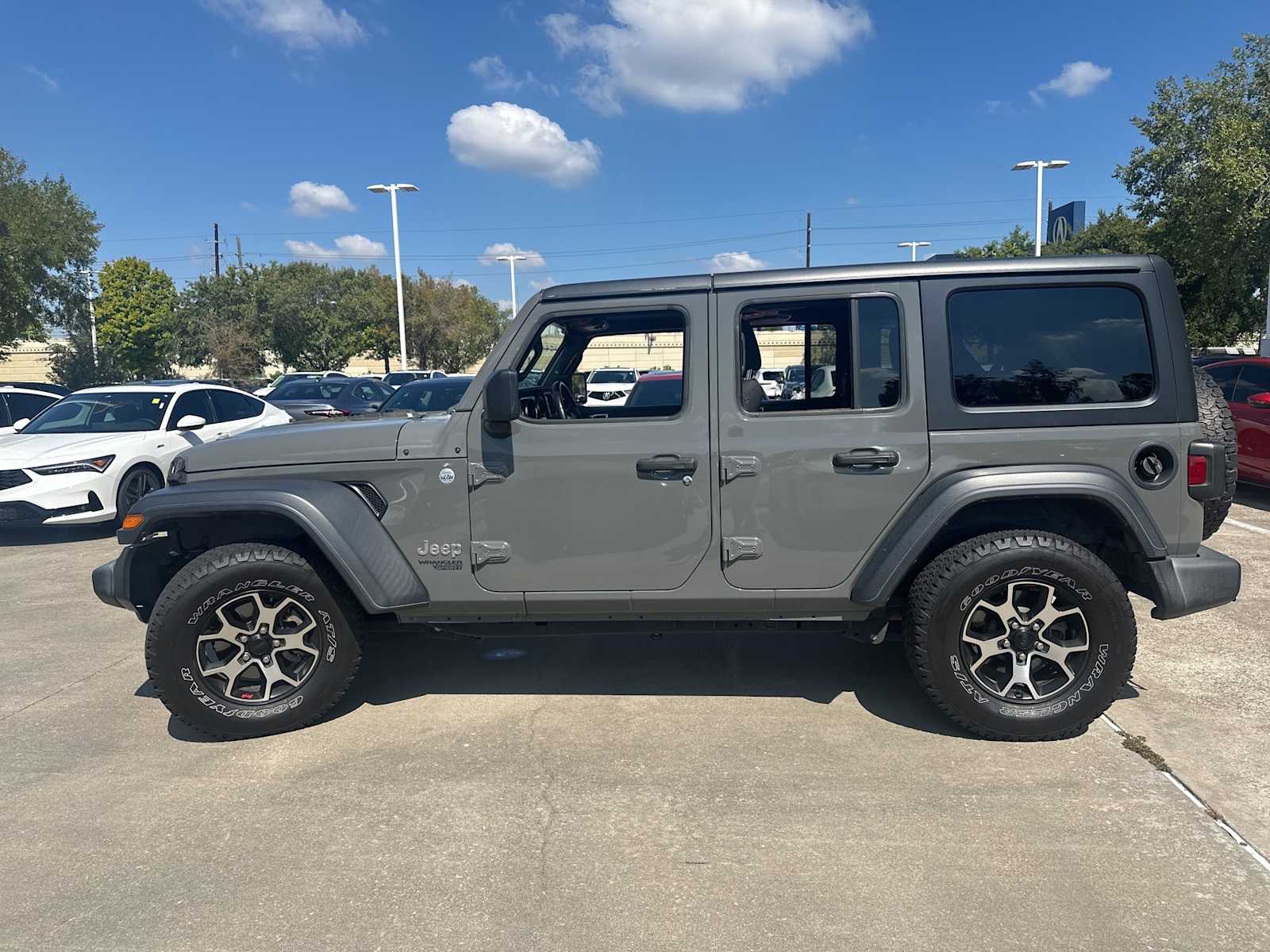 Thumbnail: 2020 Jeep Wrangler - 8