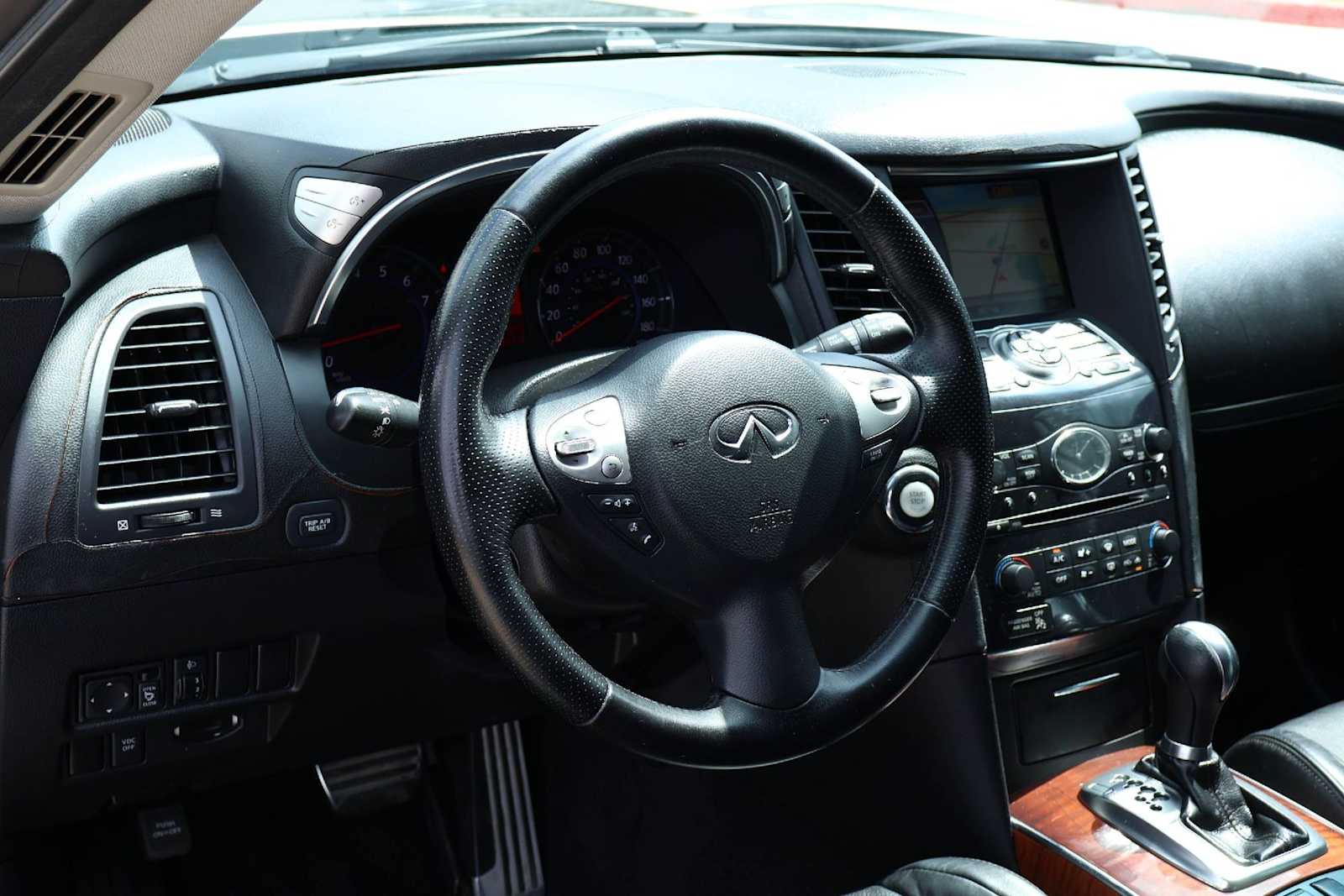 Thumbnail: 2011 INFINITI FX35 - 2