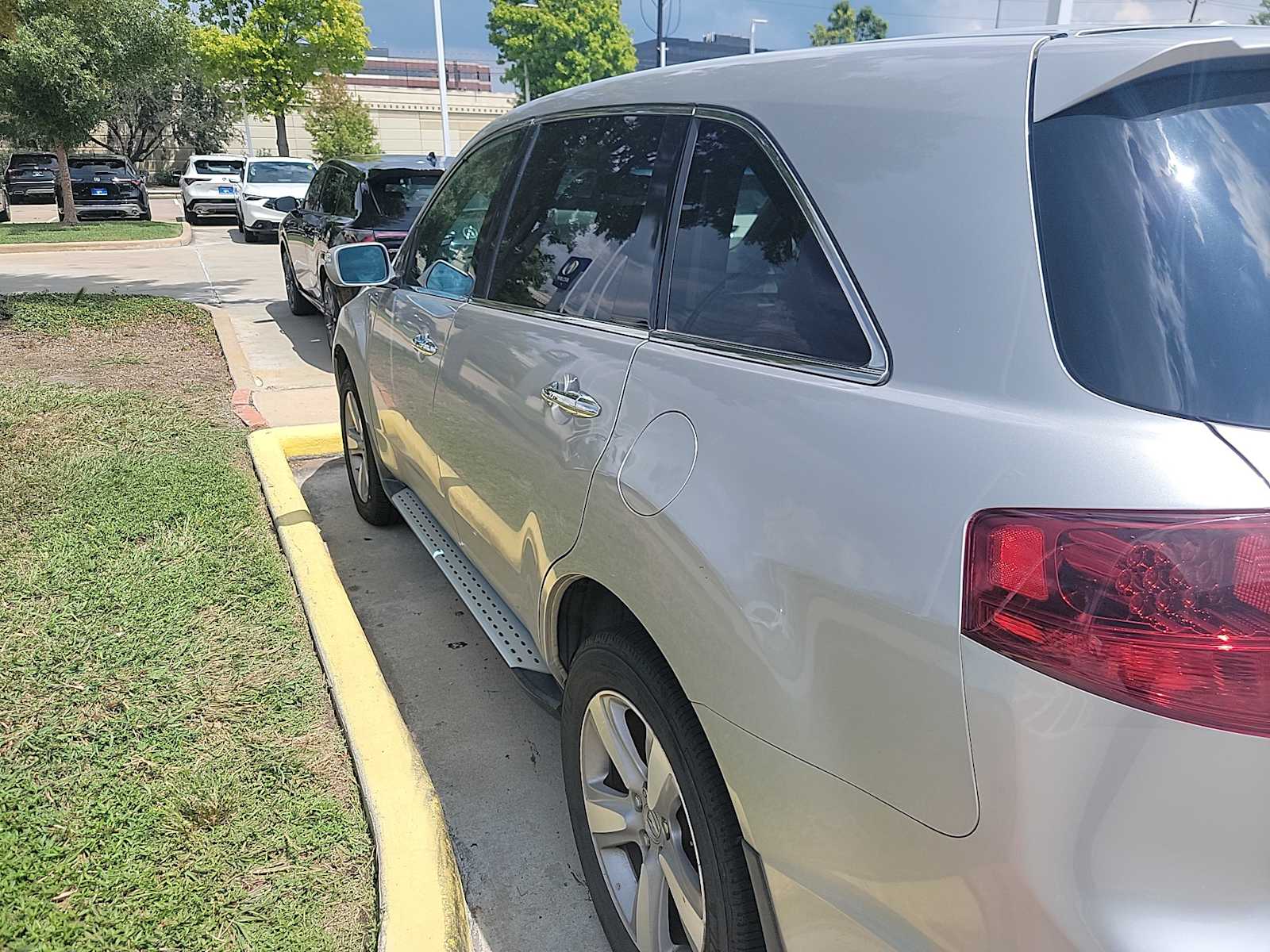 Thumbnail: 2012 Acura MDX - 2
