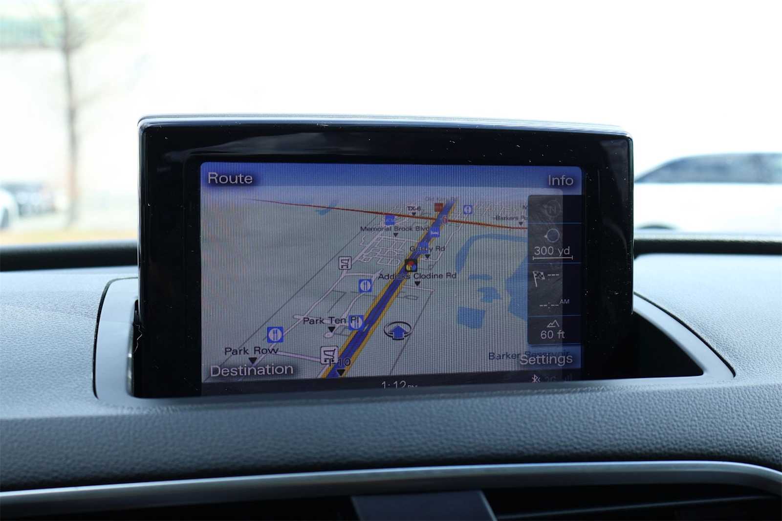 Thumbnail: 2015 Audi Q3 - 26