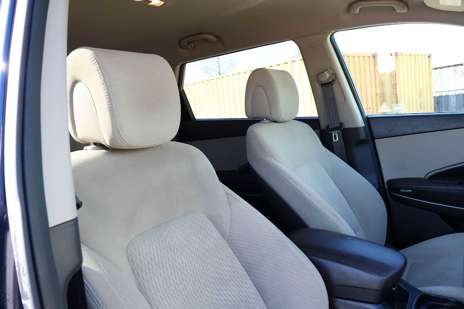 Thumbnail: 2017 Hyundai Santa Fe - 14