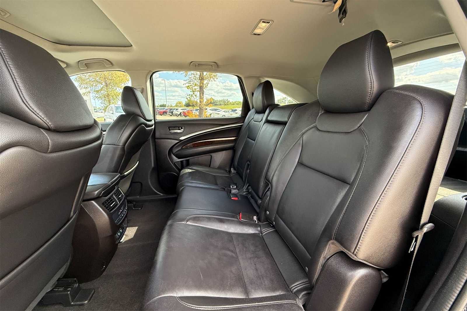 Thumbnail: 2019 Acura MDX - 13