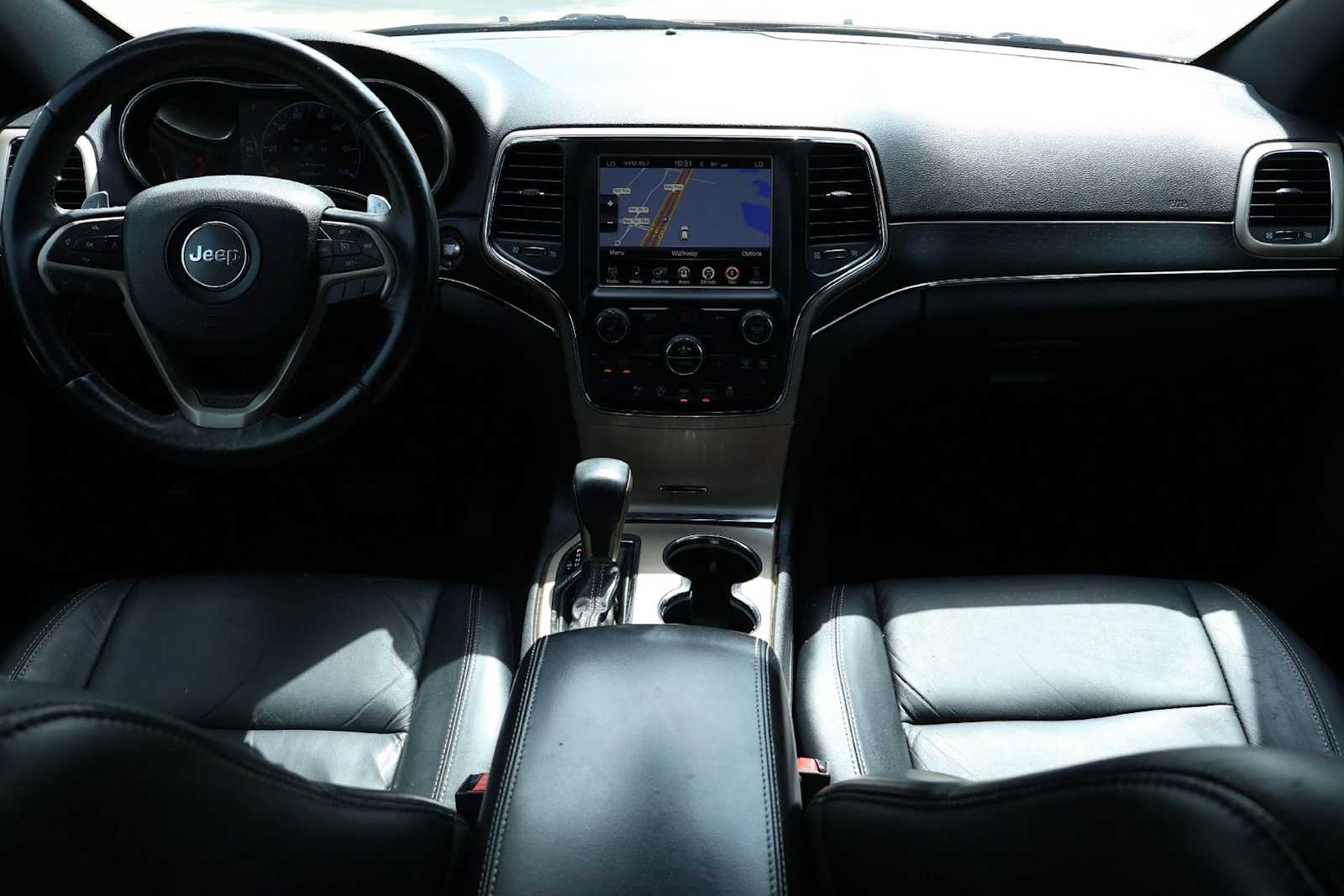 Thumbnail: 2017 Jeep Grand Cherokee - 10