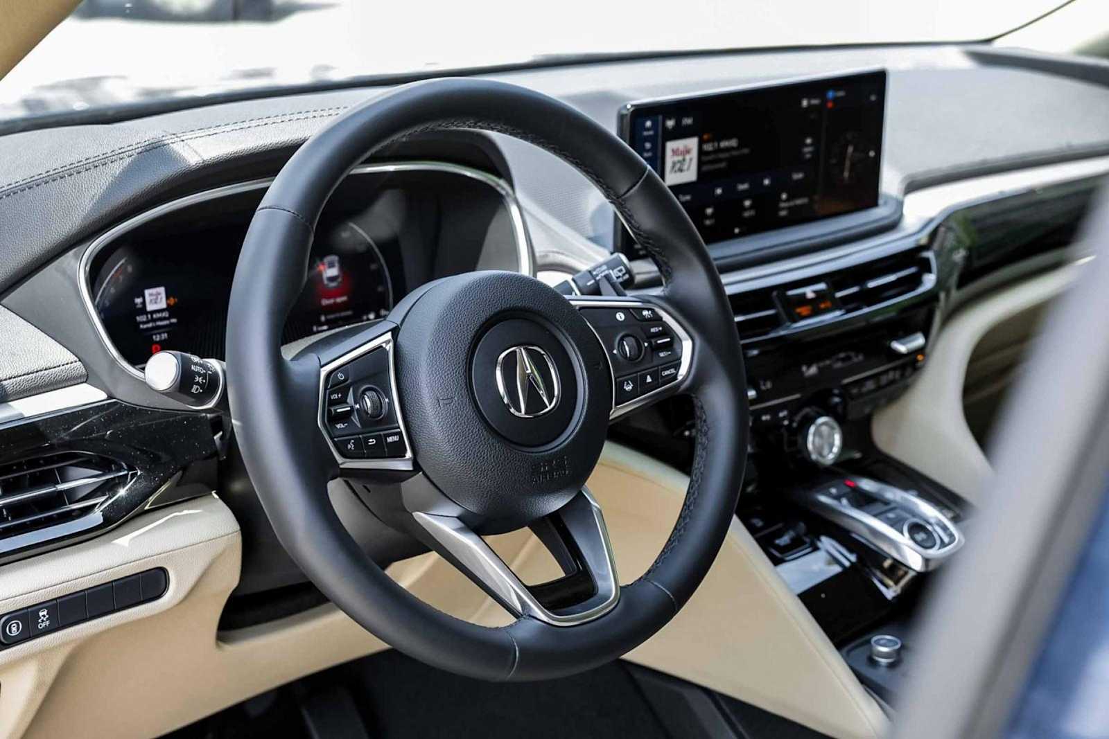 2025 Acura MDX photo 2