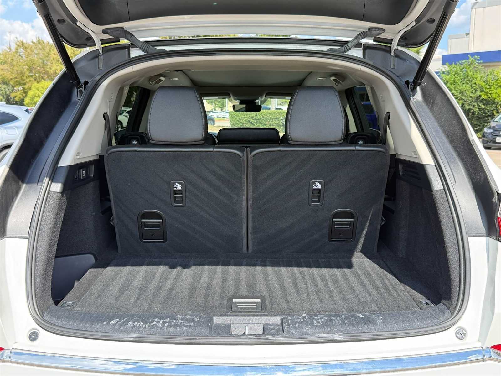 Thumbnail: 2024 Acura MDX - 19