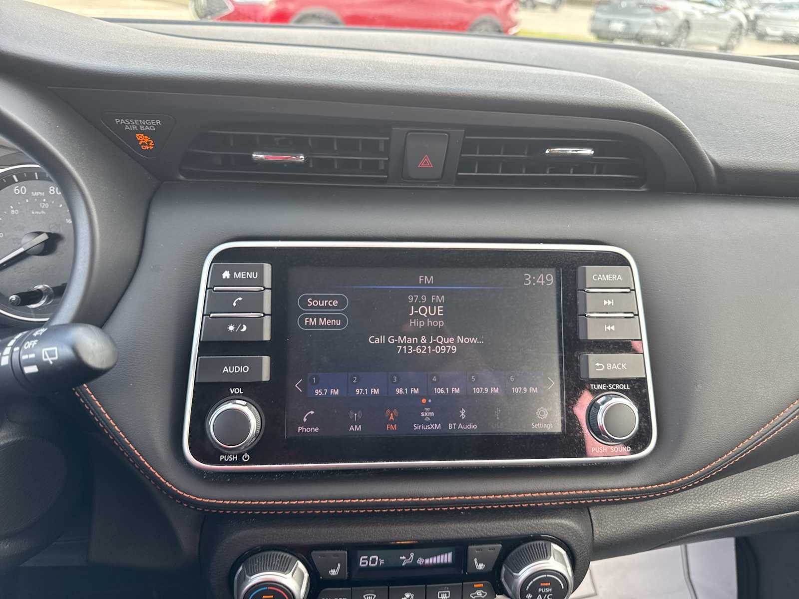 Thumbnail: 2020 Nissan Kicks - 11