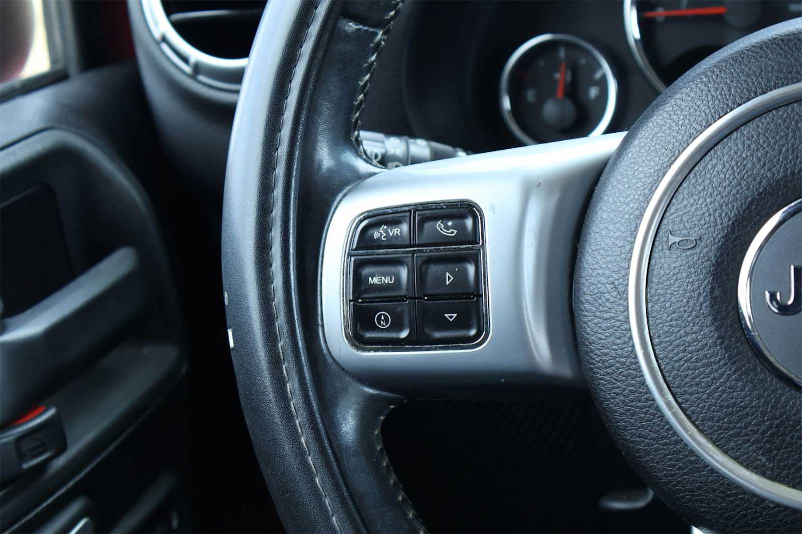 Thumbnail: 2012 Jeep Wrangler - 22