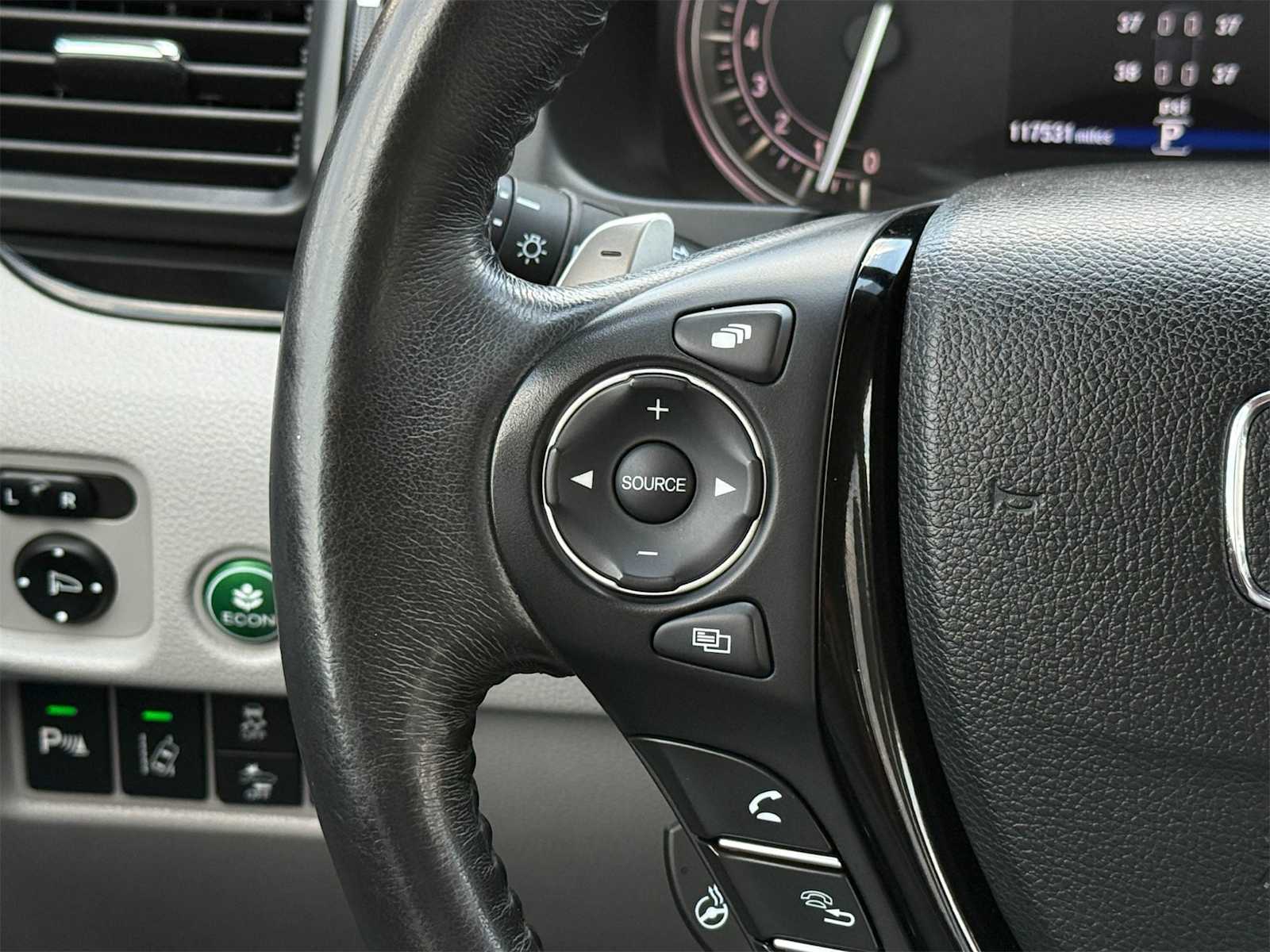 Thumbnail: 2018 Honda Pilot - 22