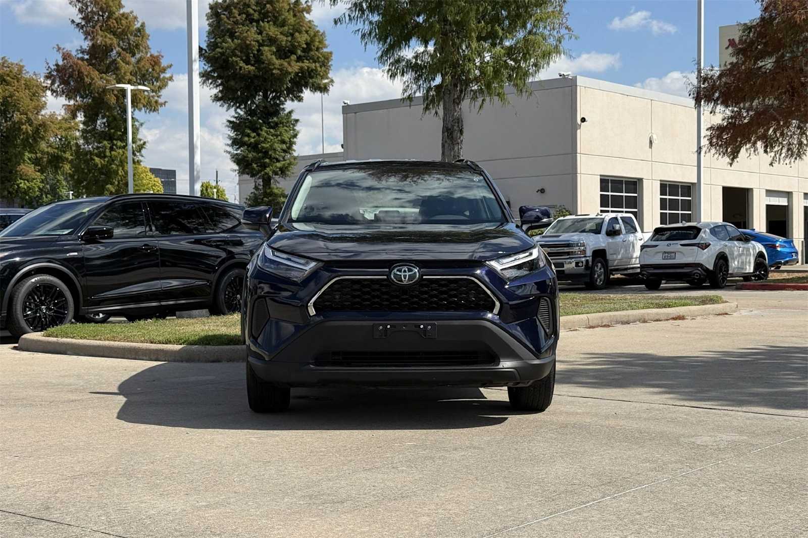 Thumbnail: 2024 Toyota RAV4 - 6