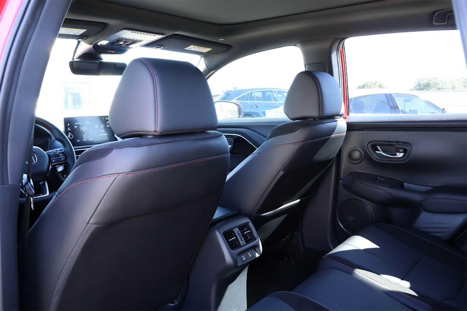 Thumbnail: 2025 Acura ADX - 12