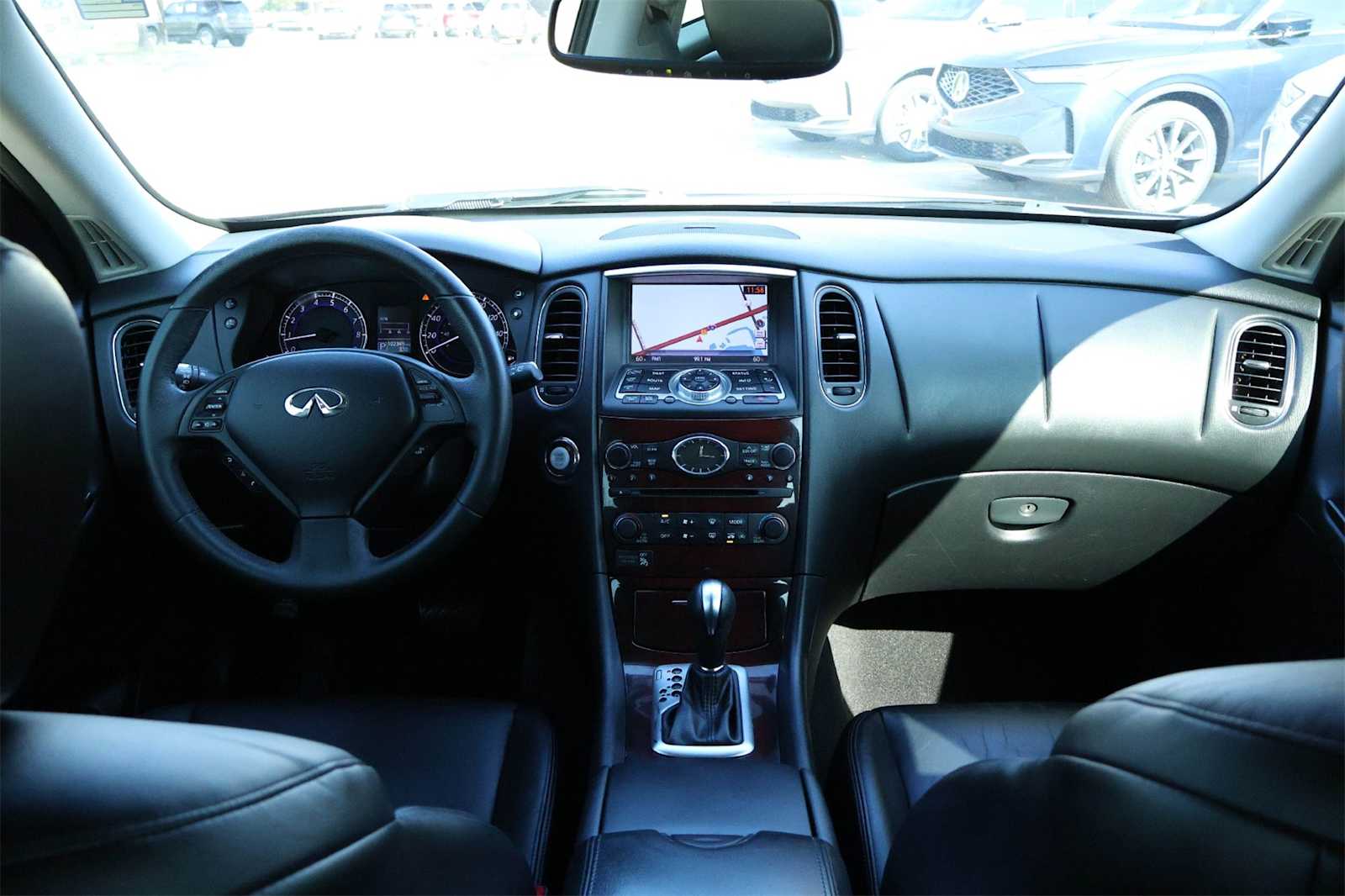 Thumbnail: 2017 INFINITI QX50 - 10