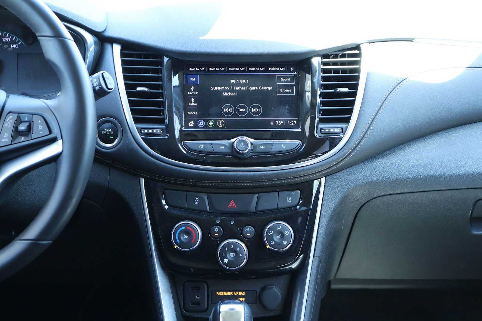 Thumbnail: 2018 Chevrolet Trax - 16