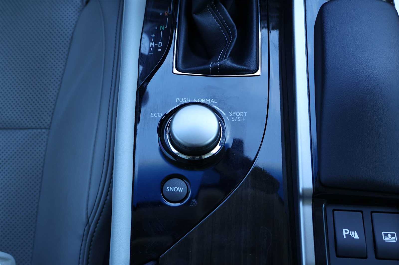 Thumbnail: 2014 Lexus GS - 26