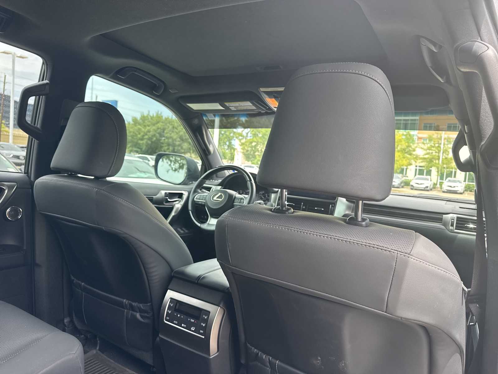 Thumbnail: 2023 Lexus GX - 7