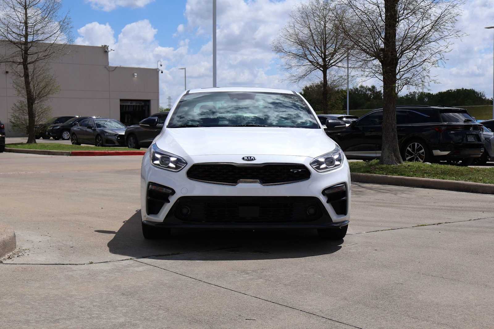 Thumbnail: 2020 Kia Forte - 6