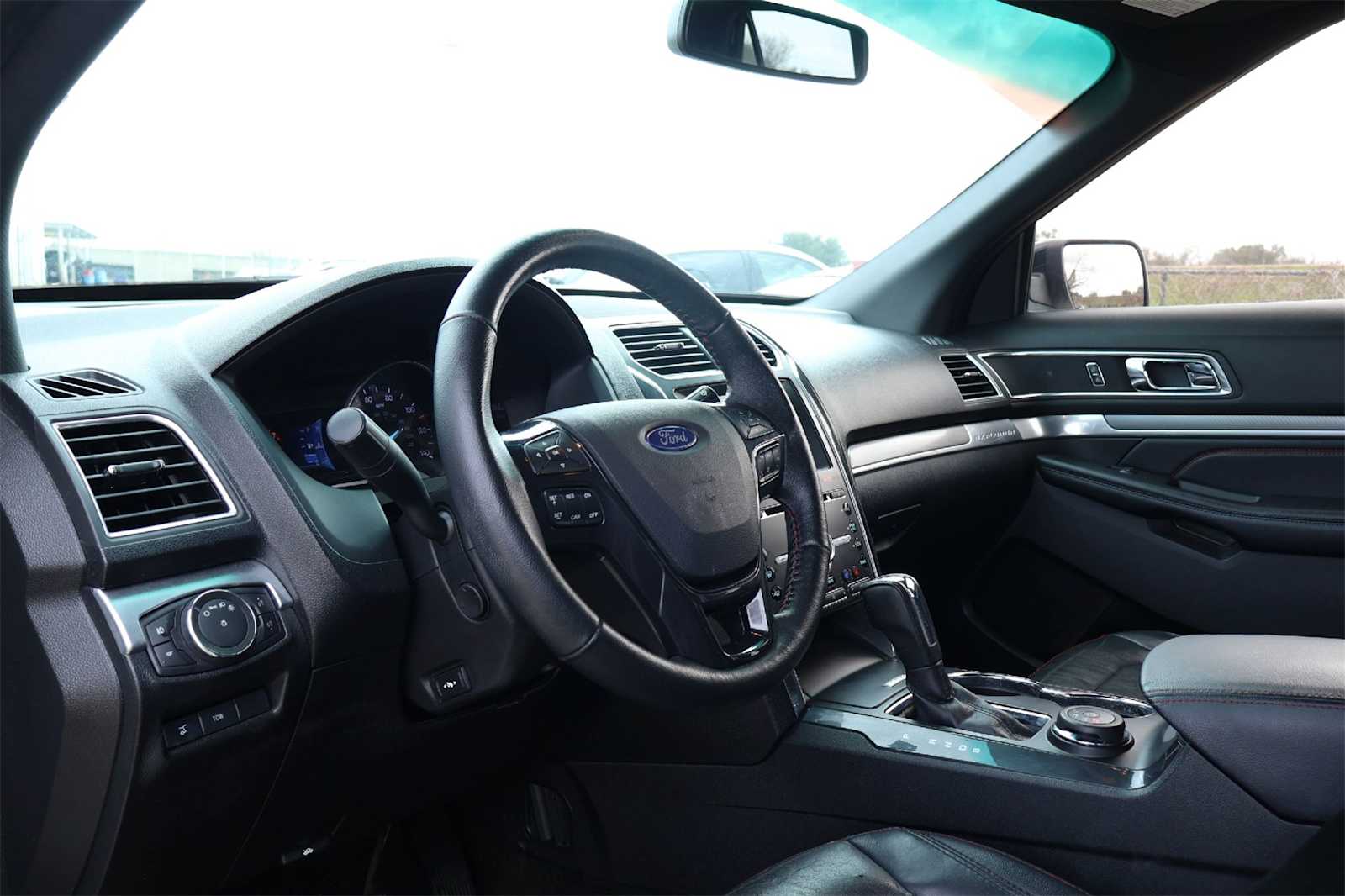 Thumbnail: 2017 Ford Explorer - 2