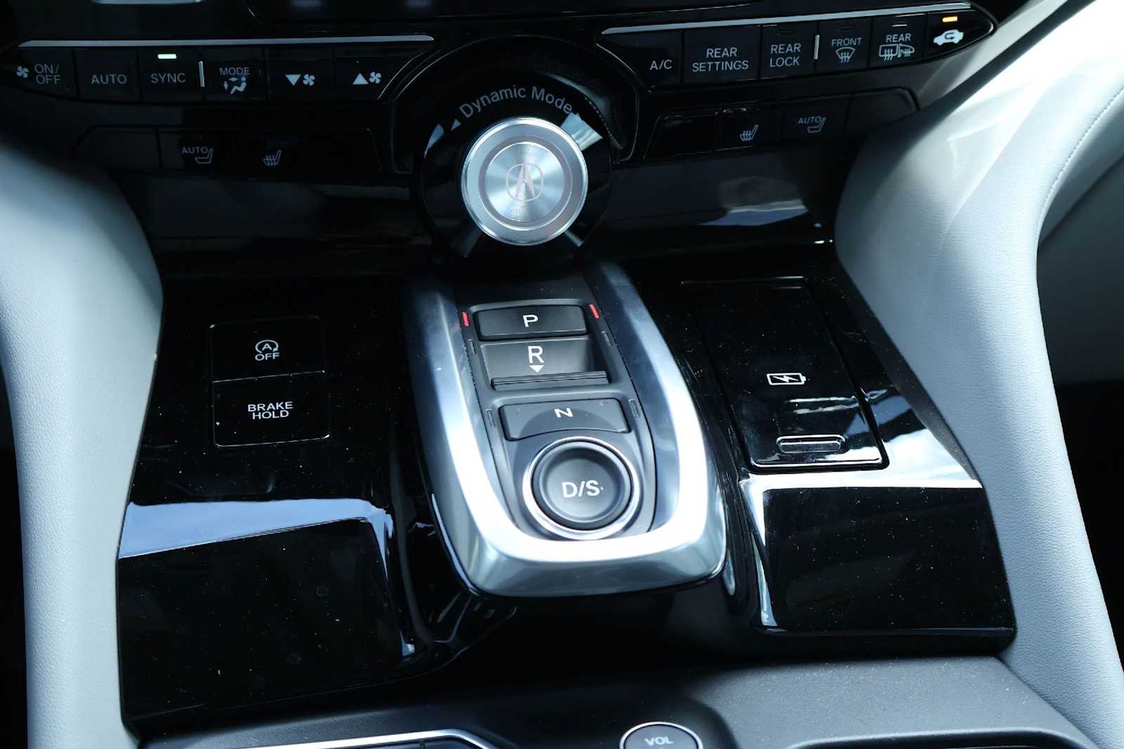 Thumbnail: 2023 Acura MDX - 17