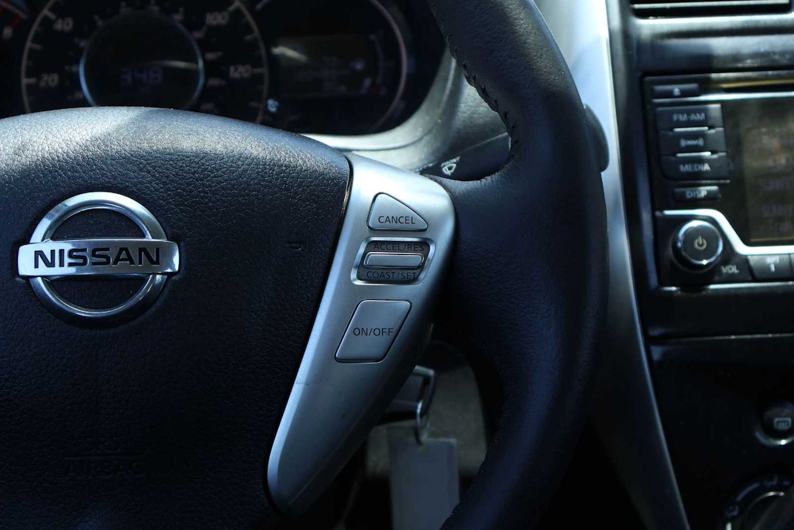 Thumbnail: 2016 Nissan Versa Note - 23