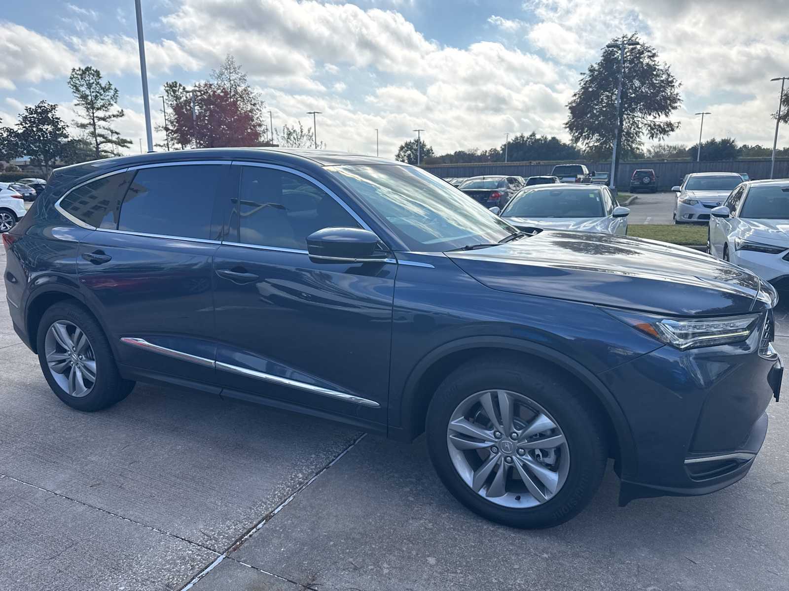 Thumbnail: 2025 Acura MDX - 5