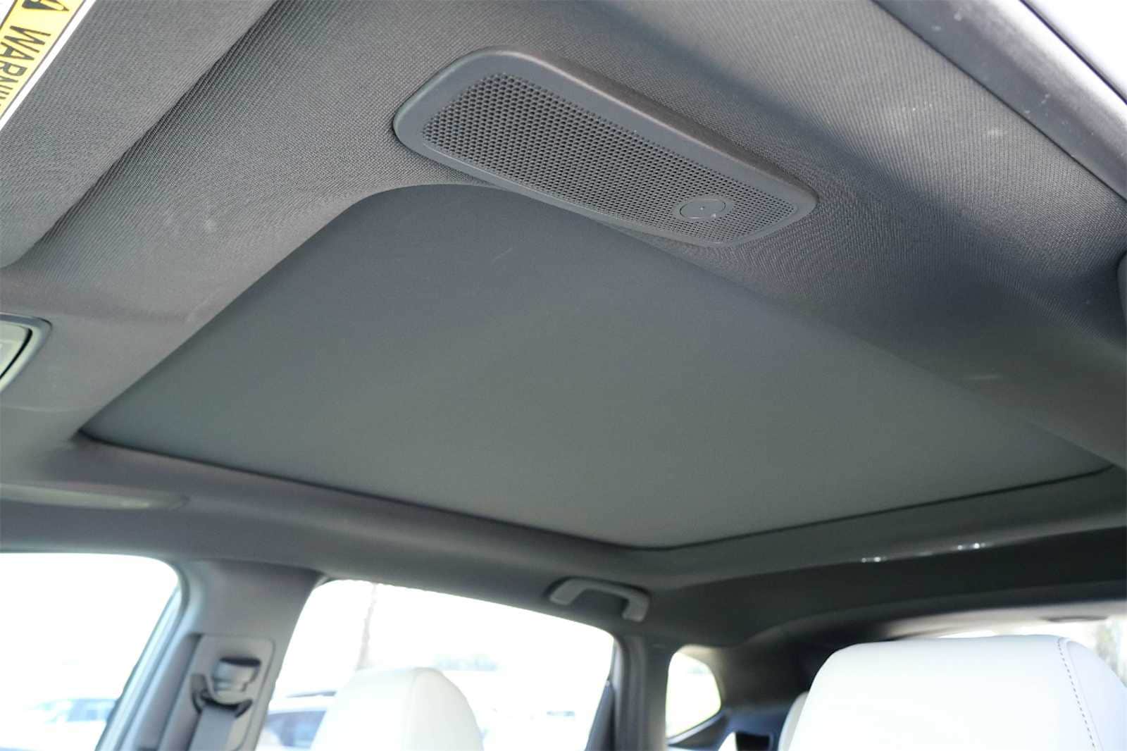 Thumbnail: 2025 Acura ADX - 28