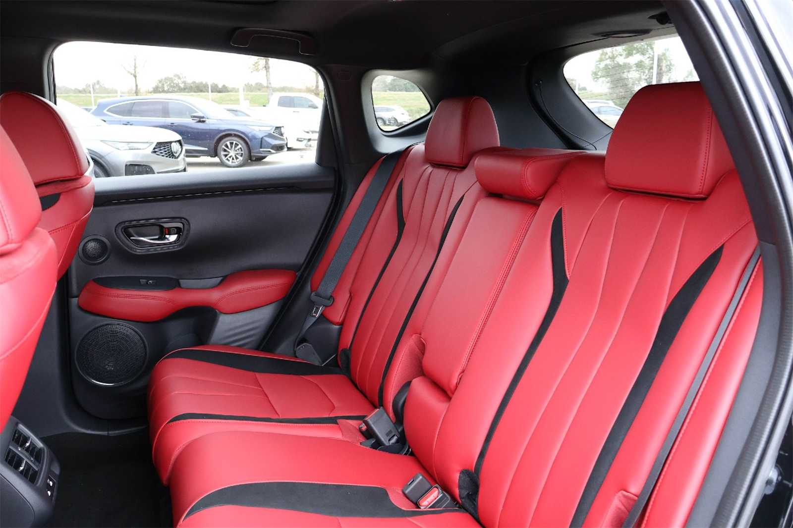 Thumbnail: 2025 Acura ADX - 13