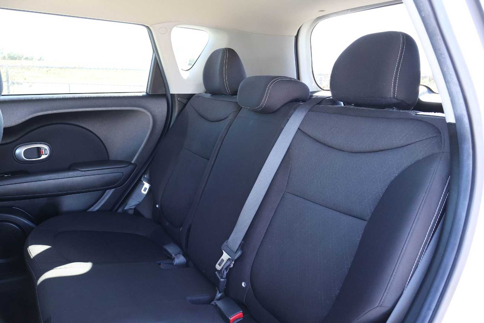 Thumbnail: 2017 Kia Soul - 13