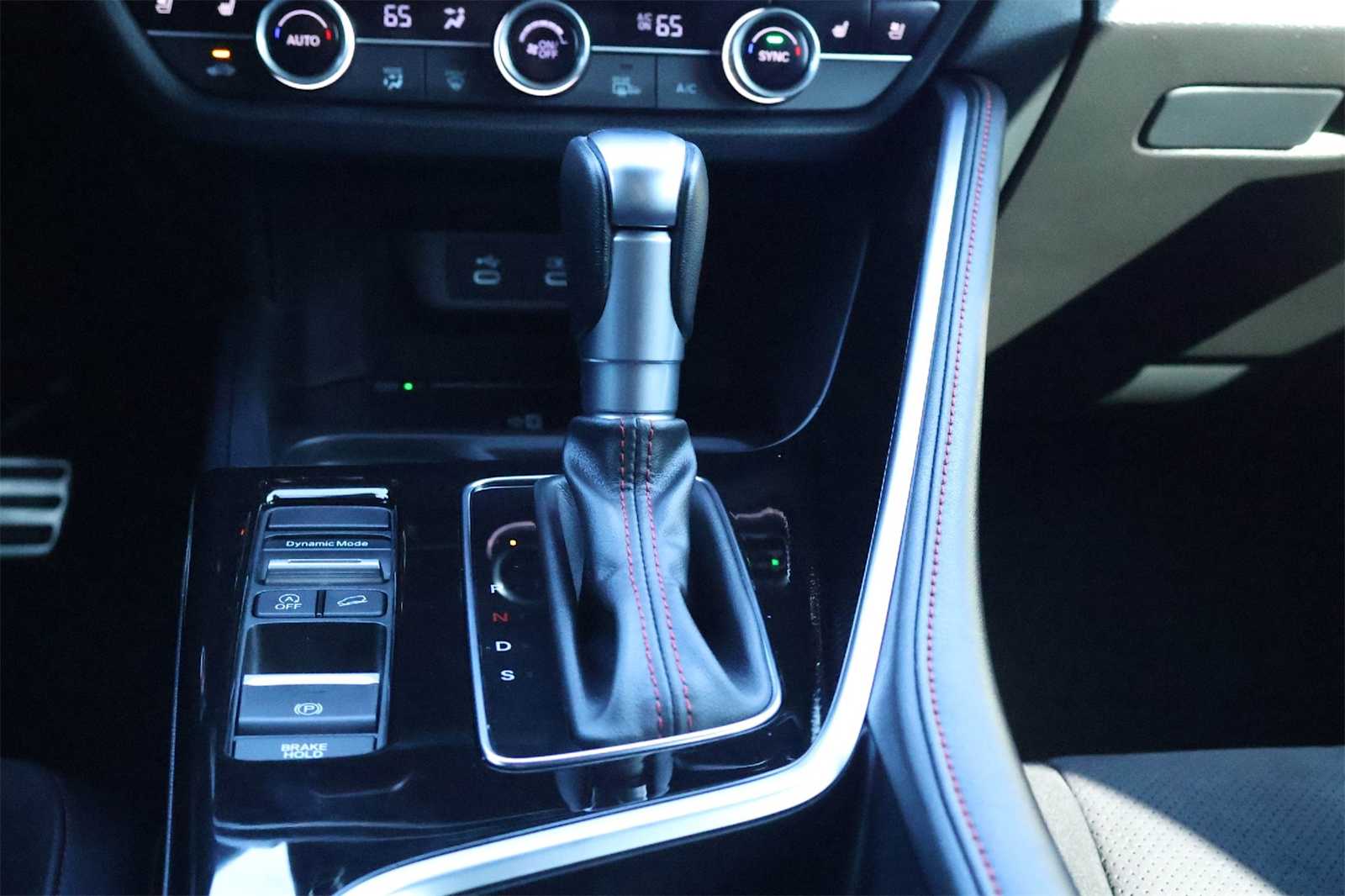 Thumbnail: 2025 Acura ADX - 17