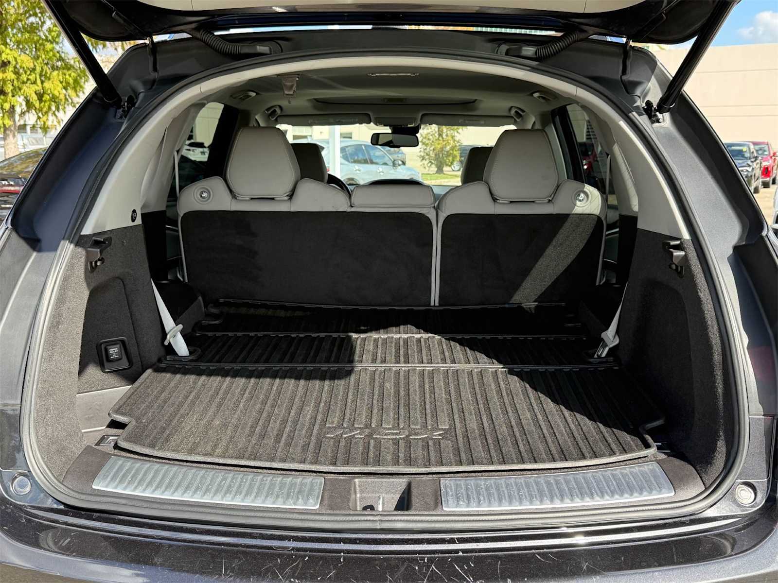 Thumbnail: 2014 Acura MDX - 19