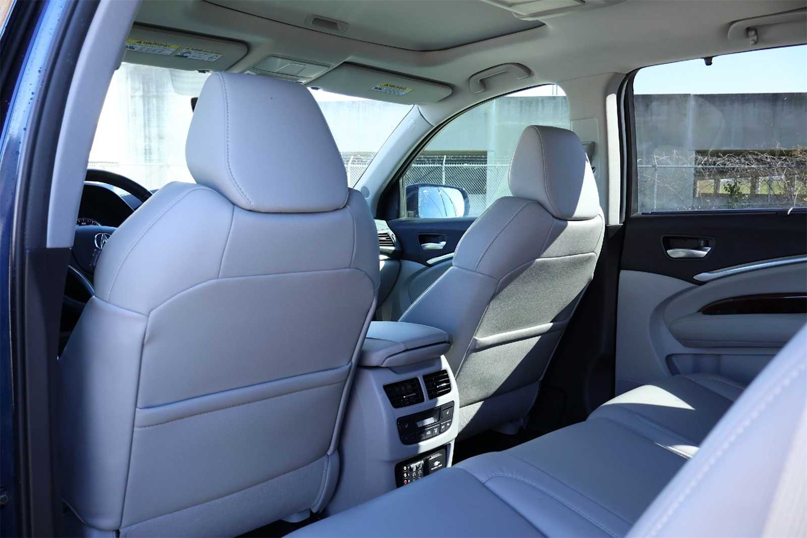 Thumbnail: 2016 Acura MDX - 12