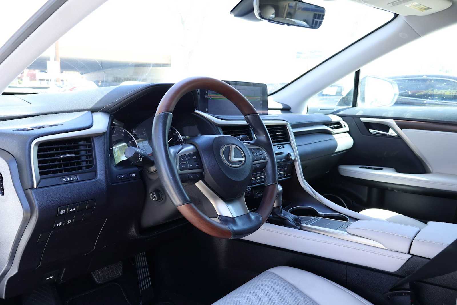 Thumbnail: 2020 Lexus RX - 2