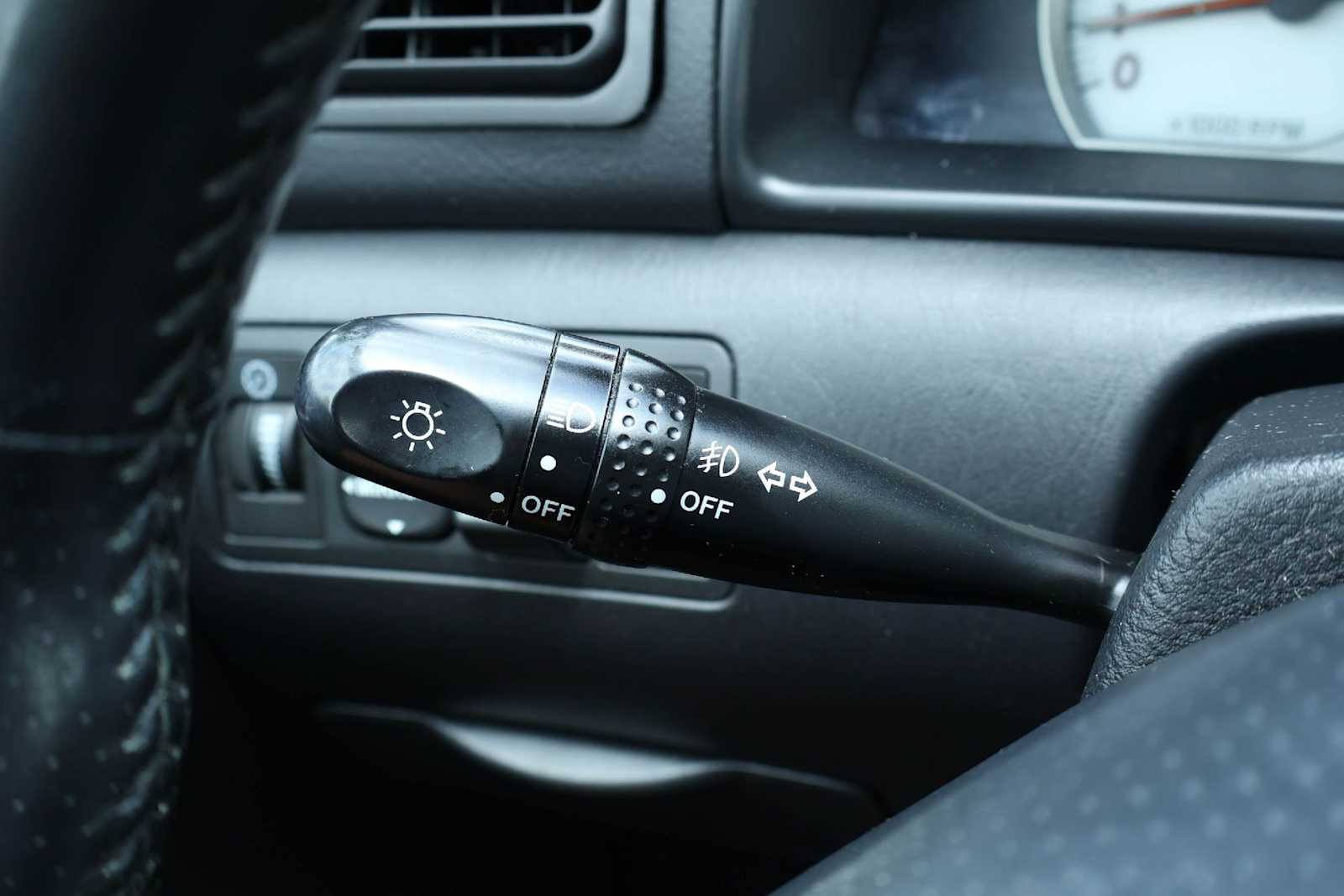 Thumbnail: 2006 Toyota Corolla - 25