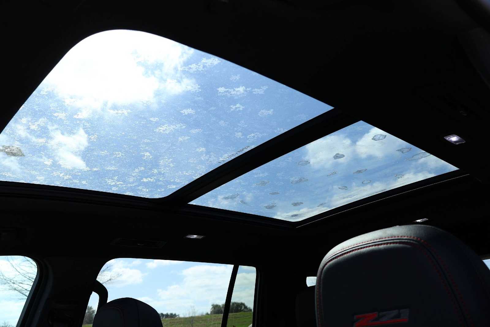 Thumbnail: 2025 Chevrolet Traverse - 29