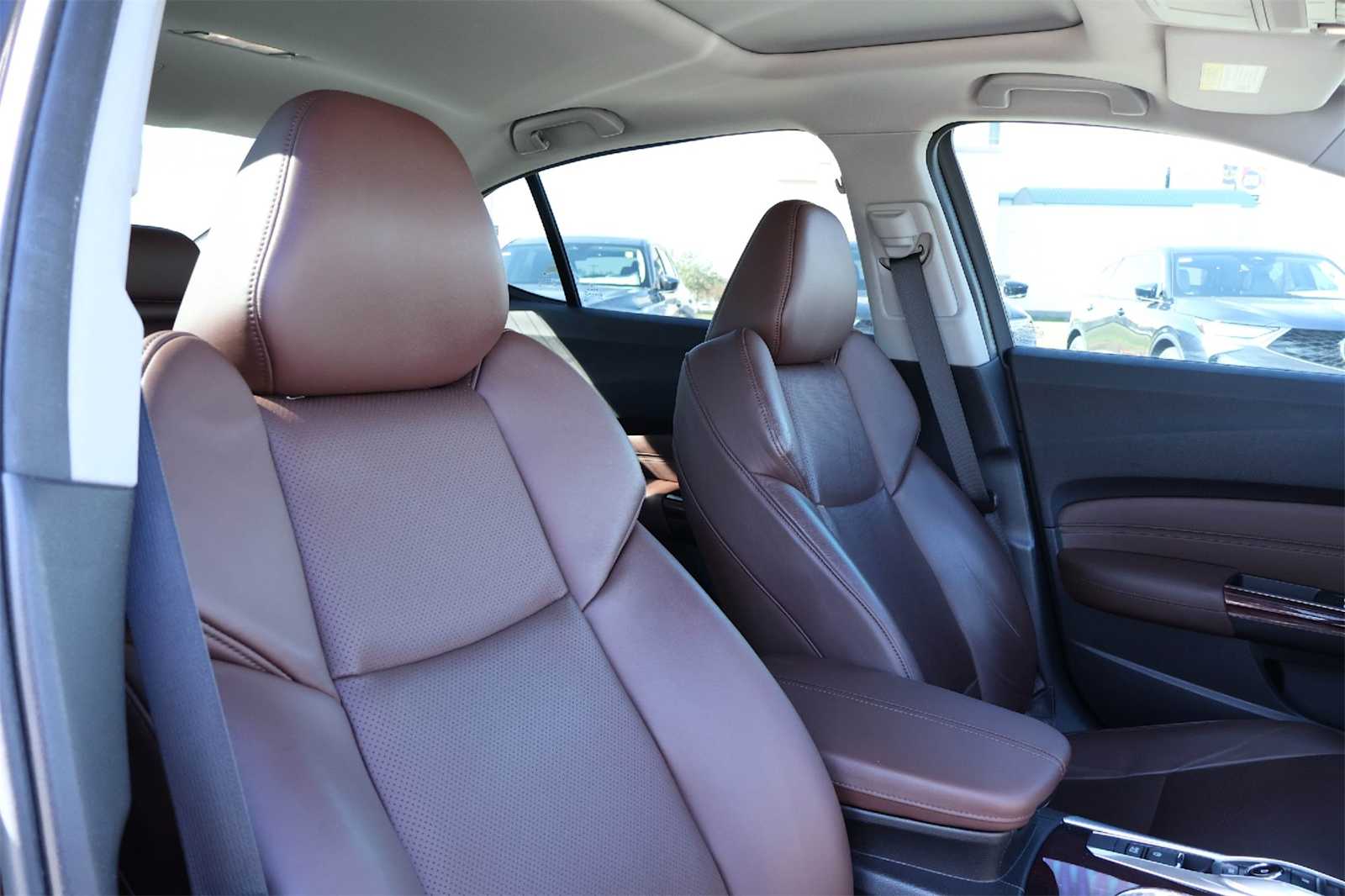 Thumbnail: 2017 Acura TLX - 14