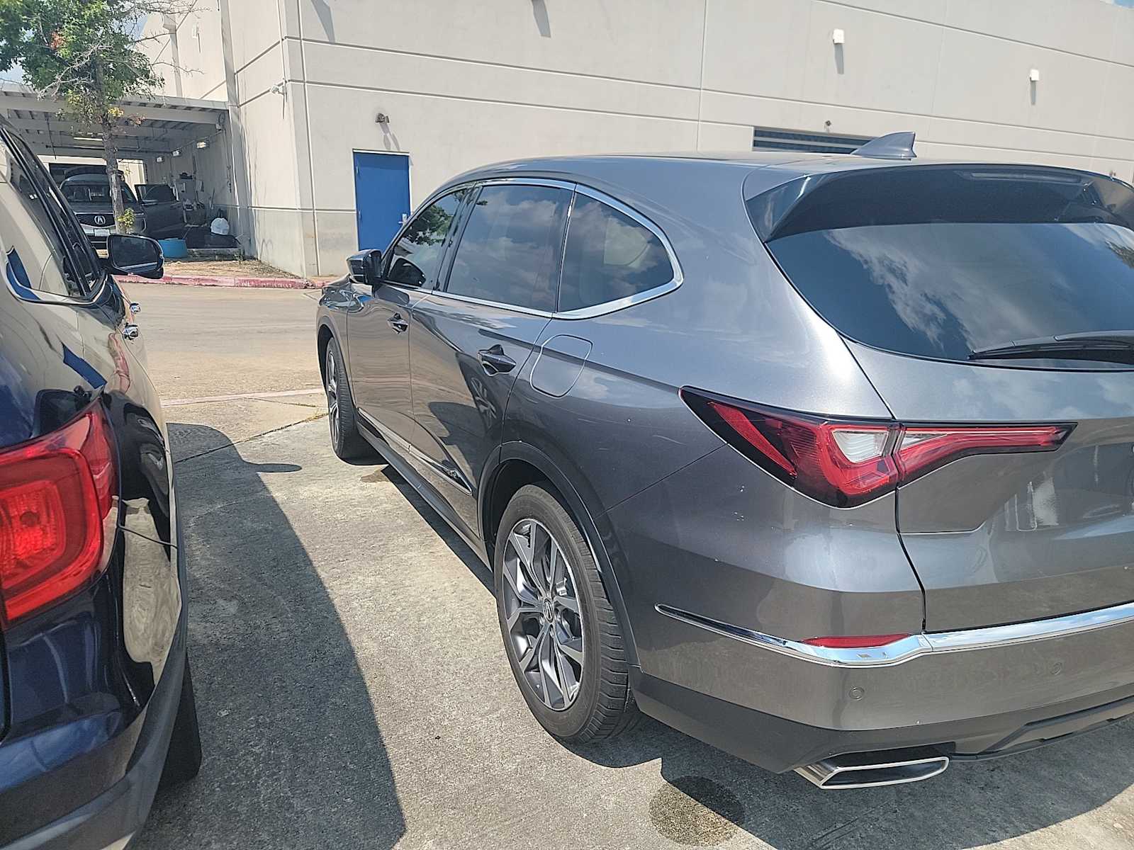 Thumbnail: 2024 Acura MDX - 6