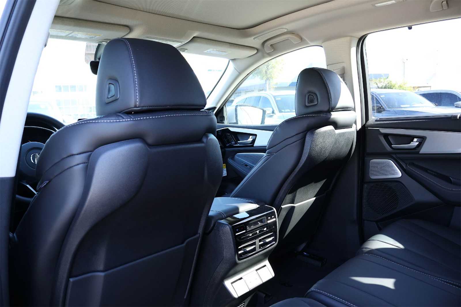 Thumbnail: 2026 Acura MDX - 12