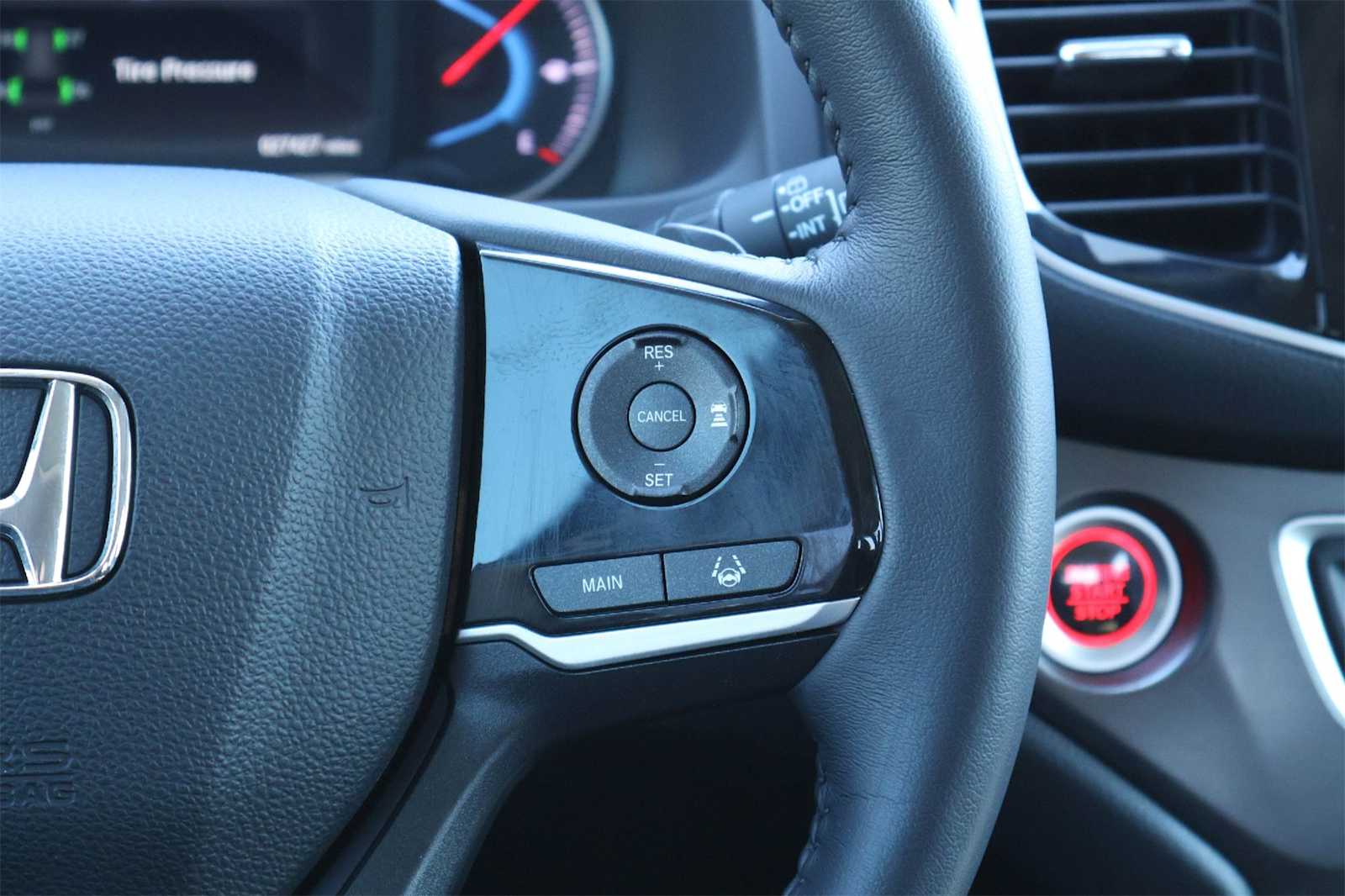 Thumbnail: 2022 Honda Pilot - 23