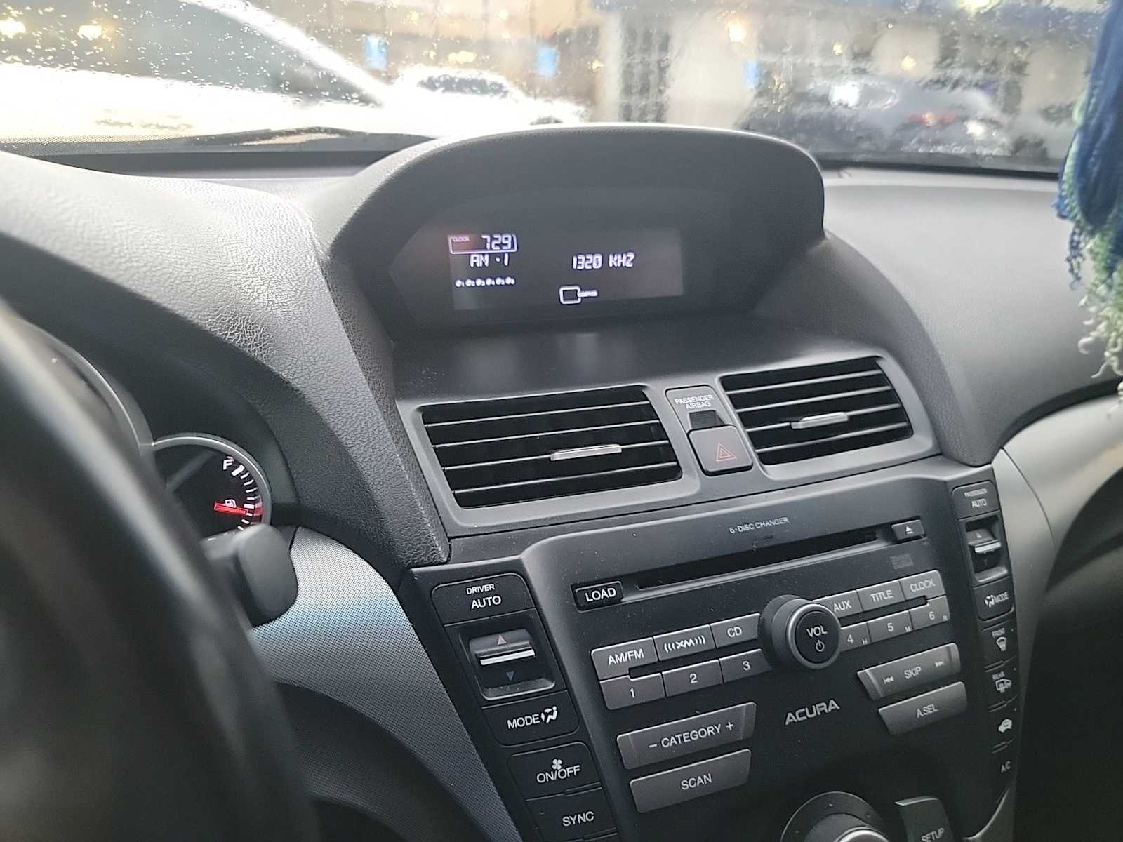 Thumbnail: 2011 Acura TL - 11