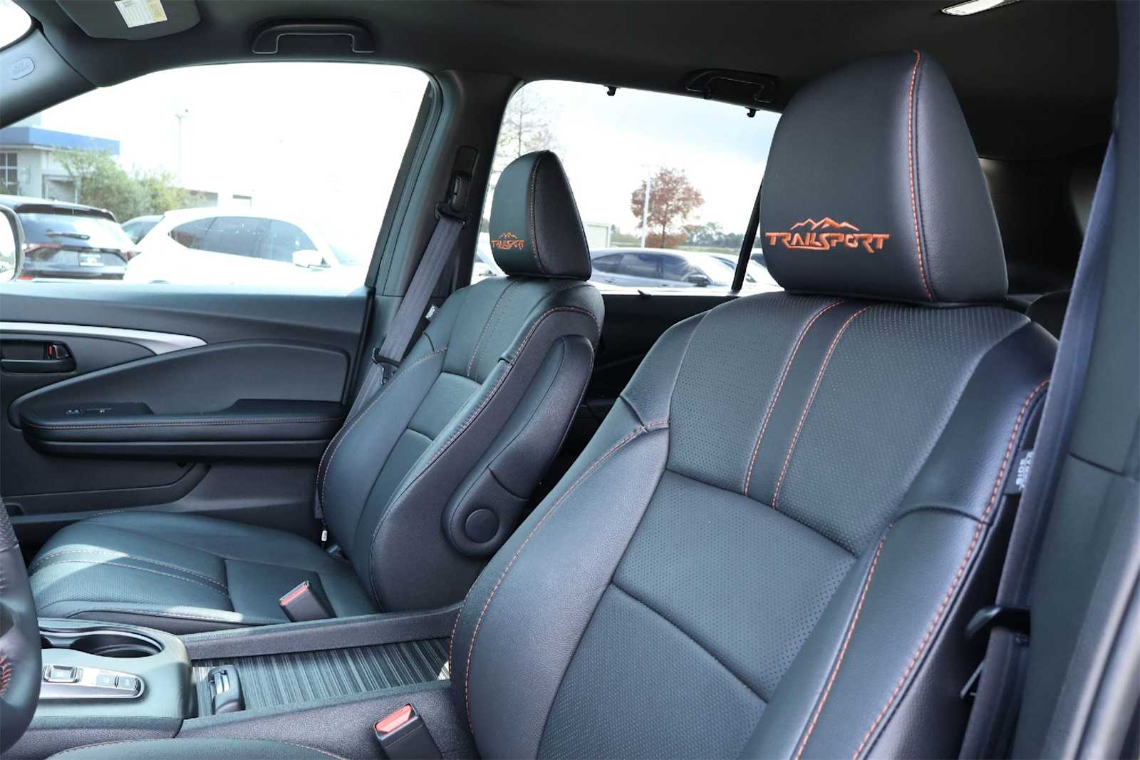 Thumbnail: 2023 Honda Passport - 11