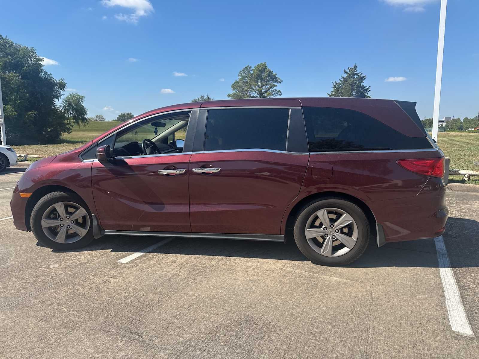 Thumbnail: 2018 Honda Odyssey - 3