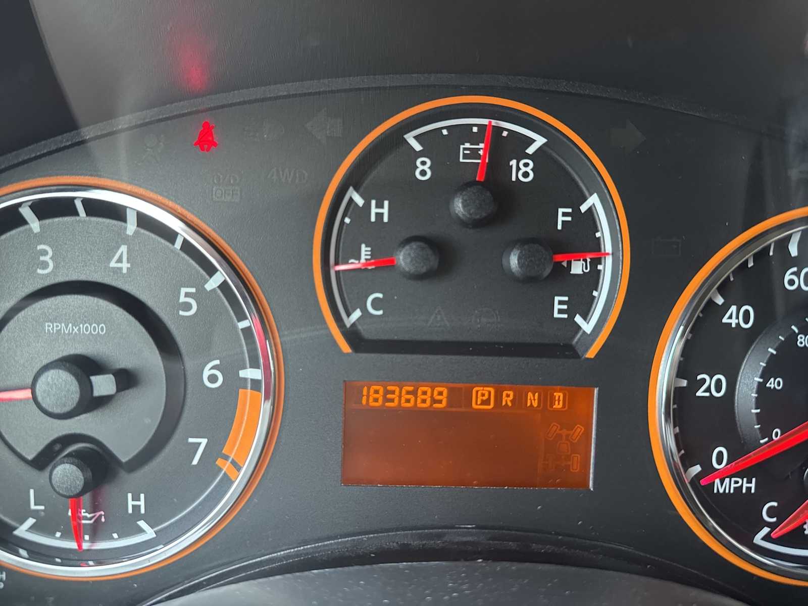 2012 Nissan Armada SL 11
